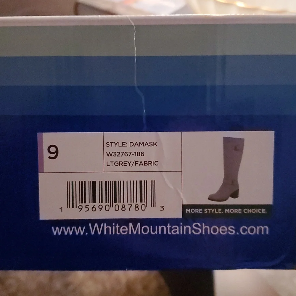 White Mountain Quilted Boots Size 9